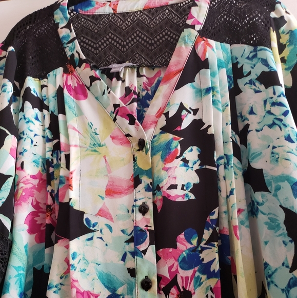 💥3 FOR $13!💥 NY Collection | 1X Ladies Blouse | Button-Down - Picture 2 of 9